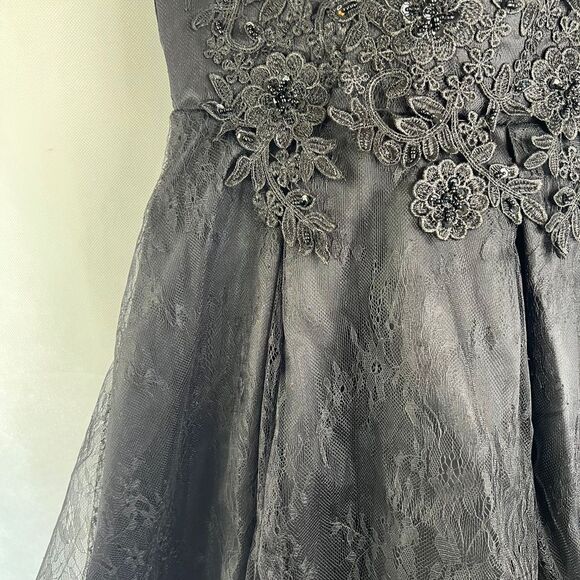Black Vneck Embroidered Floral Tulle Fit &‎ Flare Formal Homecoming Dress Sz SM - Picture 4 of 11
